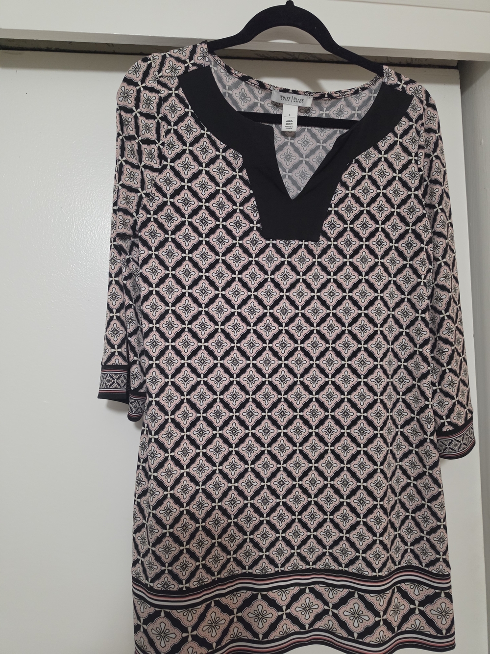 White House Black Market Pink and Black Geometric Tunic